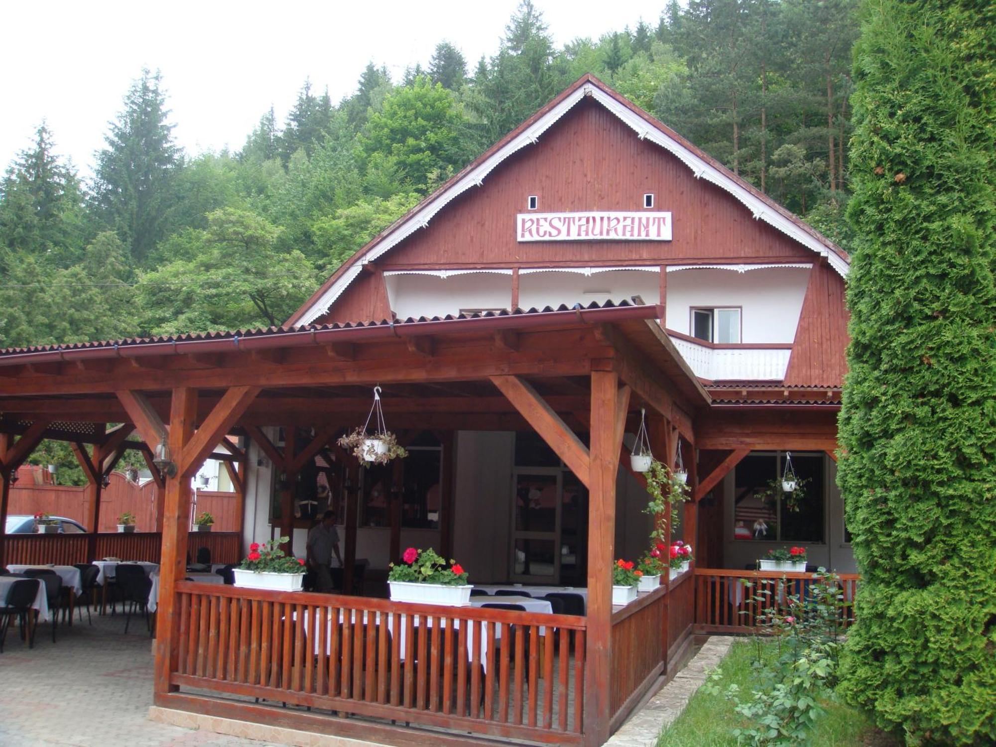 Motel Cristina Bicaz Exterior photo
