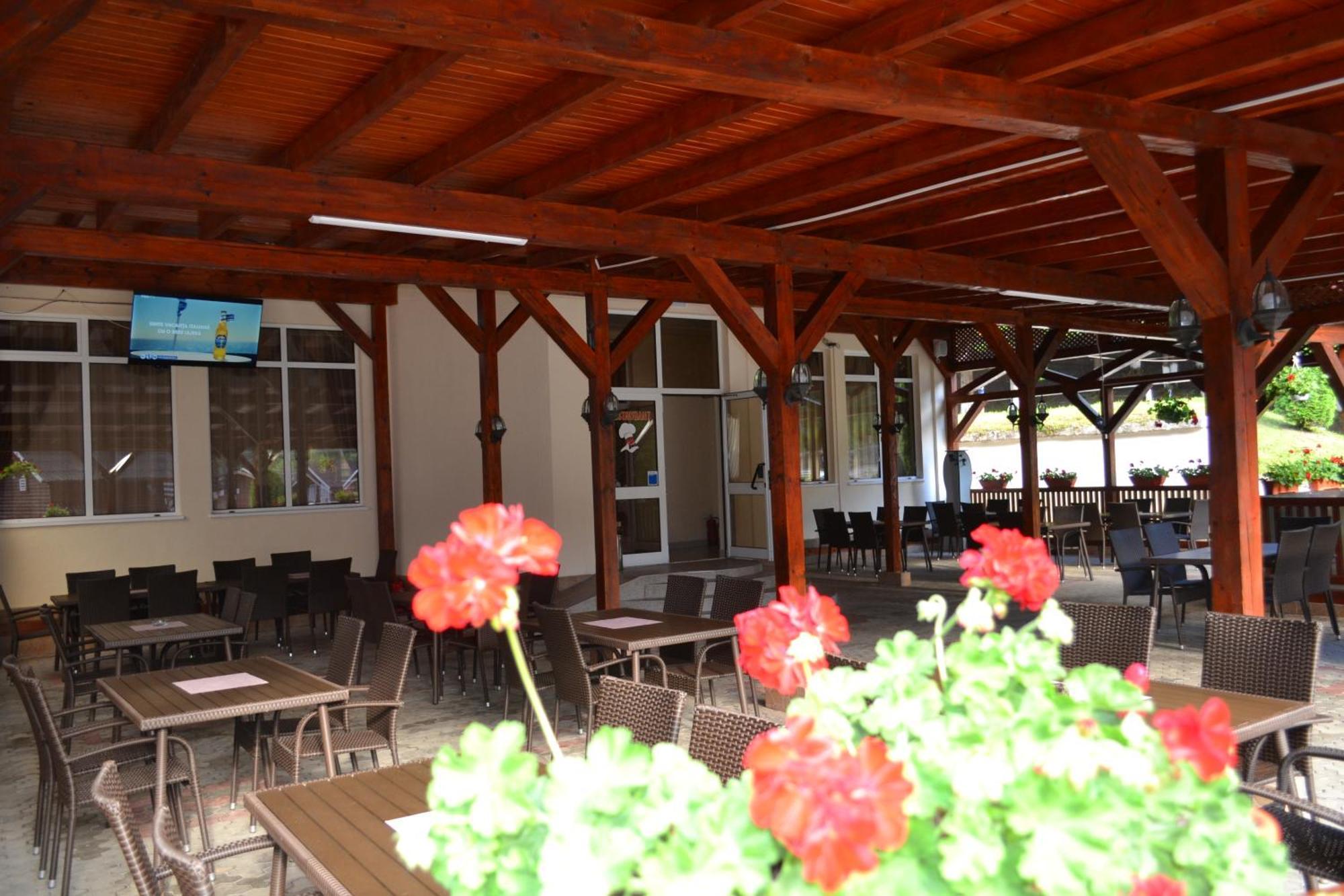 Motel Cristina Bicaz Exterior photo